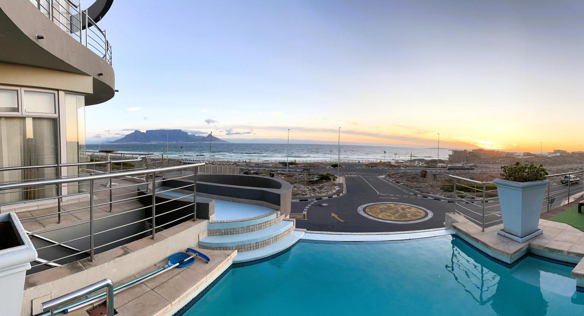 Oceansnest Guest House Bloubergstrand Exterior foto